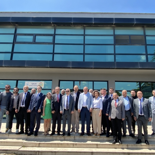 Karacabey Ticaret ve Sanayi Odası – Karacabey Ticaret Borsası - Karacabey Ziraat Odası olarak Zafer Partisi Genel Başkanı Prof. Dr. Ümit Özdağ’ı Karacabey Ticaret ve Sanayi Odası’nda ağırladık.