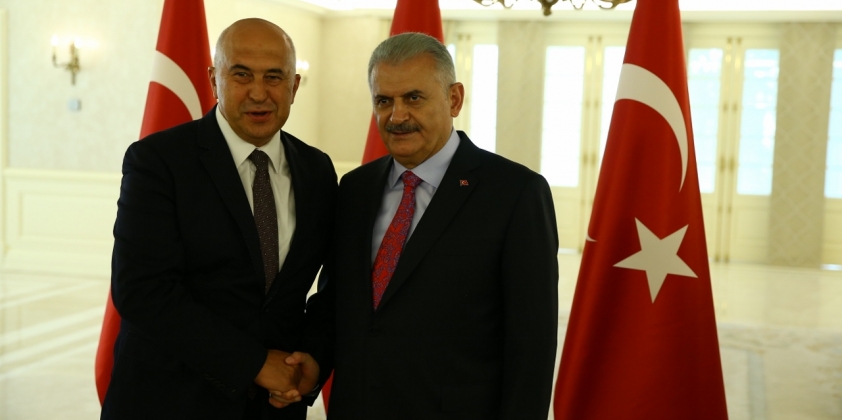 TOBB Başkanı M. Rifat Hisarcıklıoğlu öncülüğündeki oda ve borsa başkanları, Başbakan Binali Yıldırım’ı ziyaret ederek istişarede bulundu.