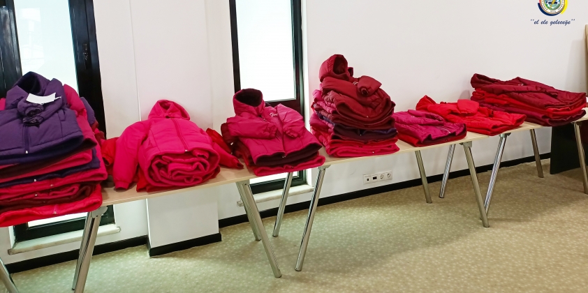 Karacabey TSO’dan Öğrencilere 1000 Adet Mont