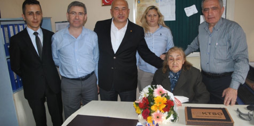 Anneler Günü'nde Anlamlı Ziyaret